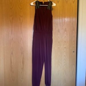 Jumpsuit | maroon | size small | with pockets!